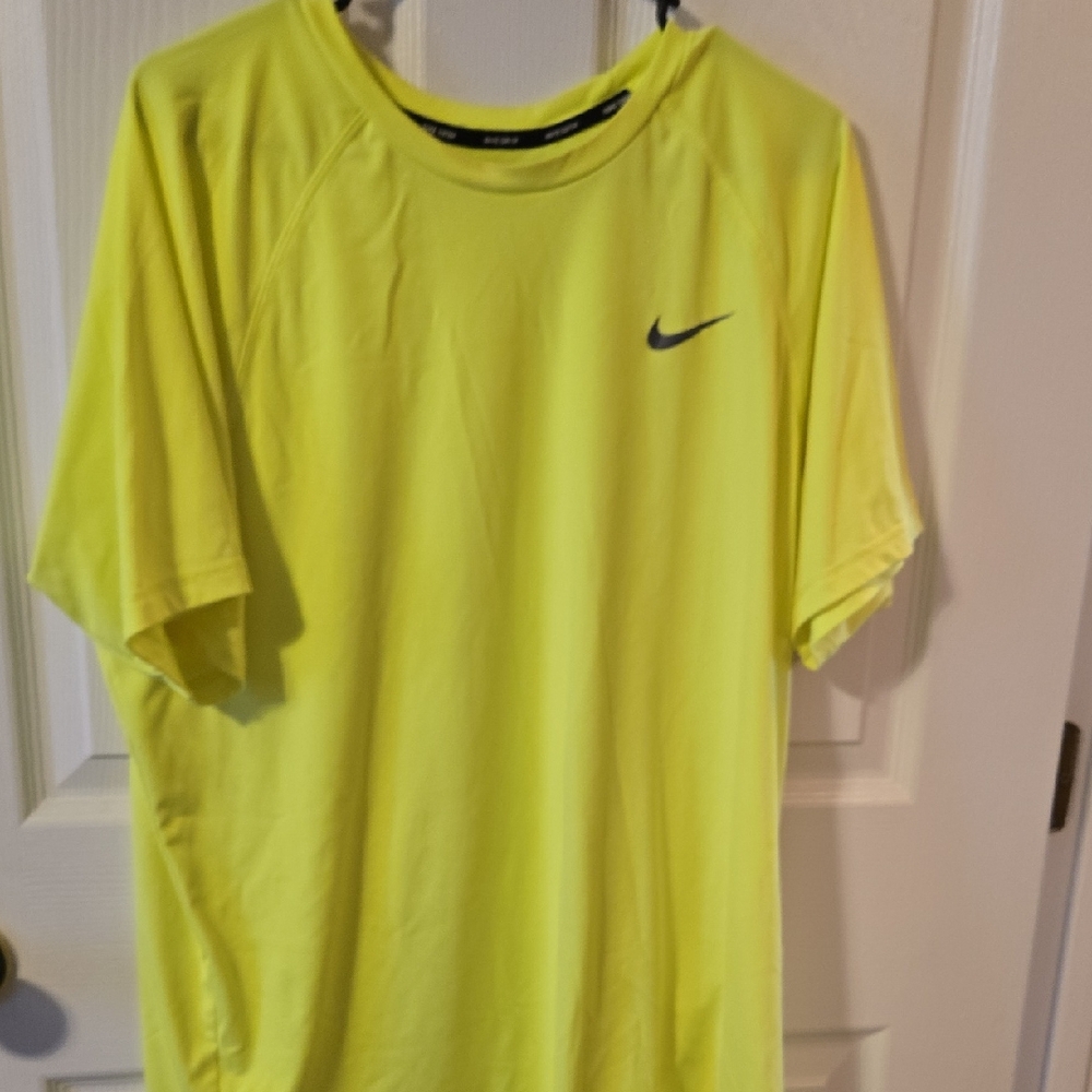 Nike Men's Bright Yellow Tee